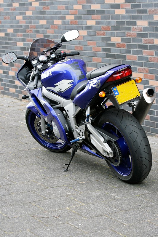 YamahaR6-1.jpg